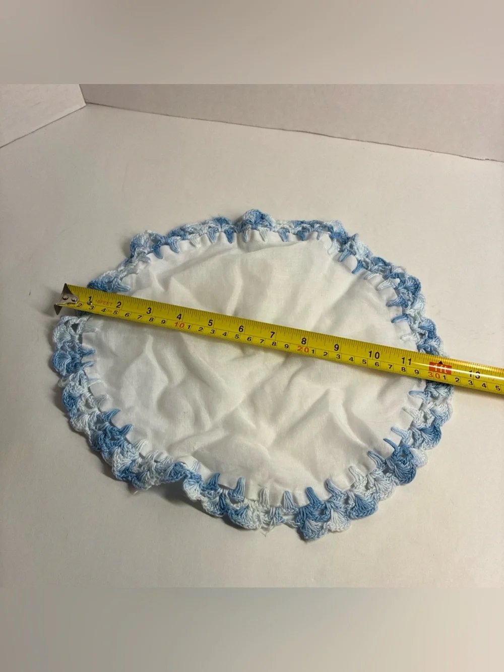 Vtg Lot of Doilies, Embroidery, Runners and Lace. Different sizes and patterns.